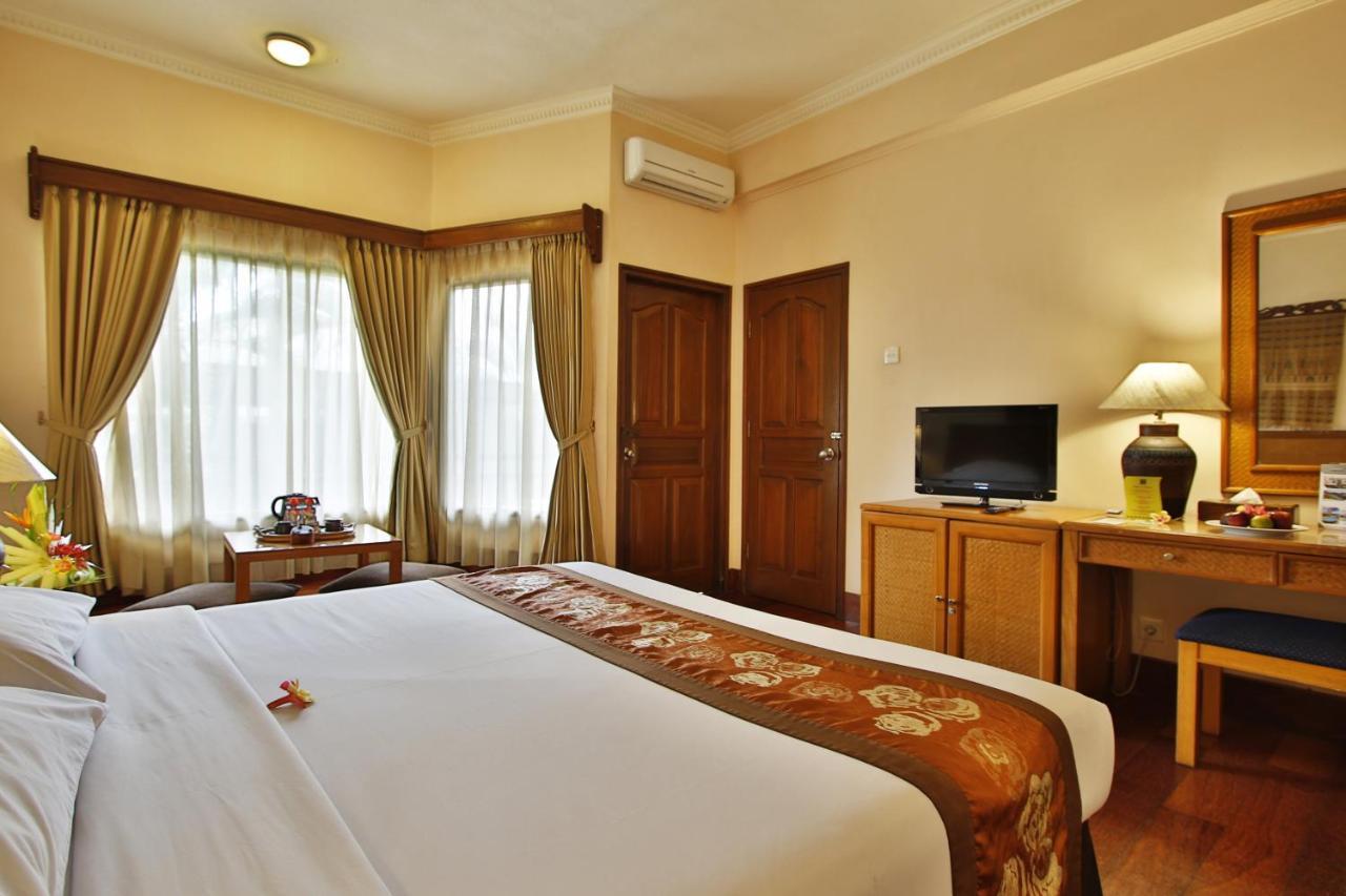 Jayakarta Hotel Lombok Senggigi Exterior foto
